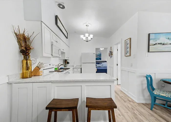 Waterfront 2 Mins 2 - Dock & Pet Friendly Ferienhaus *