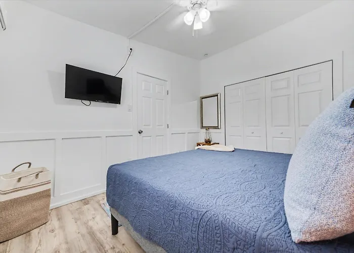 Waterfront 2 Mins 2 - Dock & Pet Friendly Ferienhaus Clearwater Beach